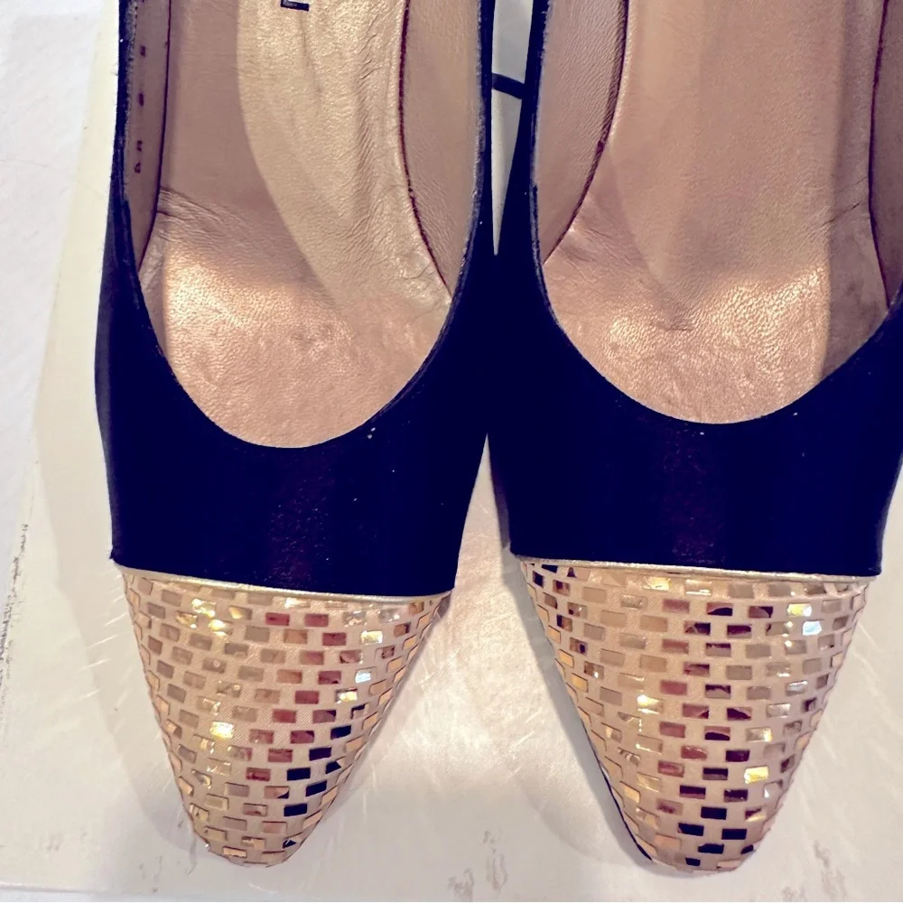 St. John Gladys Satin Pumps Women's 8AA Black‎ Gold Toe Leather Sole Vintage